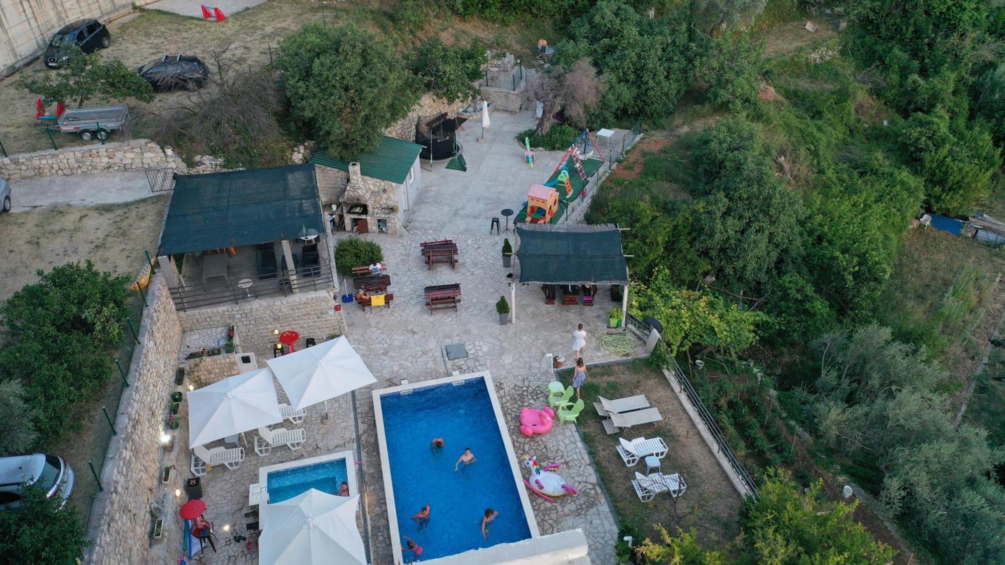 Apartments Djedovic 2 Petrovac المظهر الخارجي الصورة