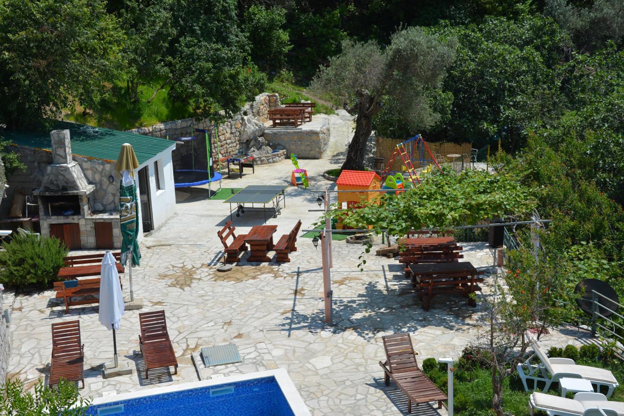Apartments Djedovic 2 Petrovac الغرفة الصورة