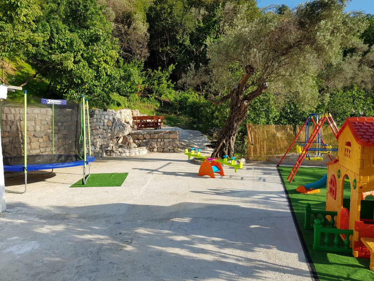Apartments Djedovic 2 Petrovac المظهر الخارجي الصورة