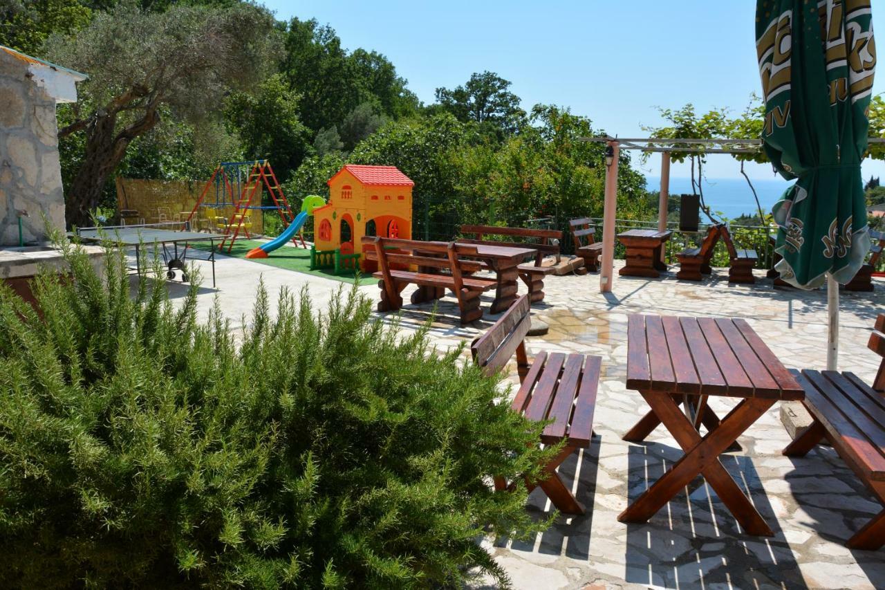Apartments Djedovic 2 Petrovac المظهر الخارجي الصورة